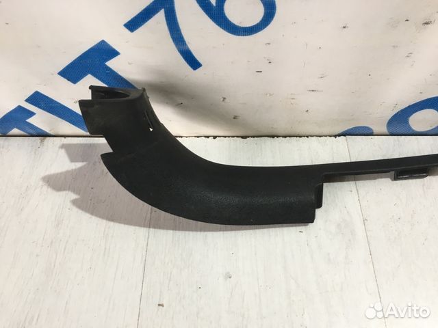 Обивка порога уголок передний lexus IS350 3.5 ат с