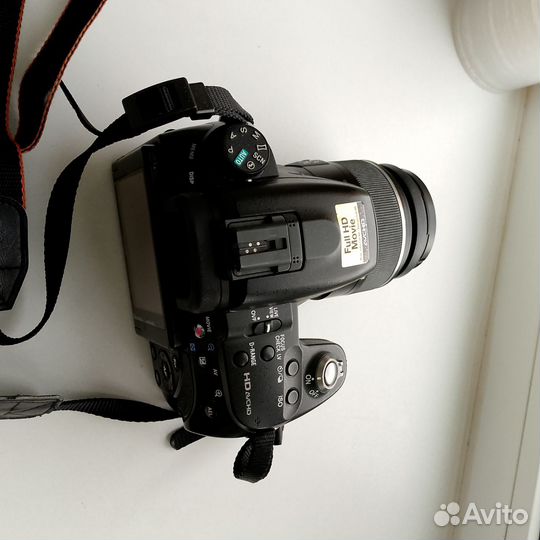 Цифровой фотоаппарат Sony alpha
