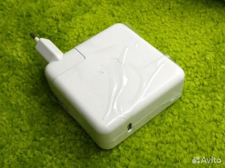 Зарядное для Apple MacBookPro 13 / 61W - Type-C