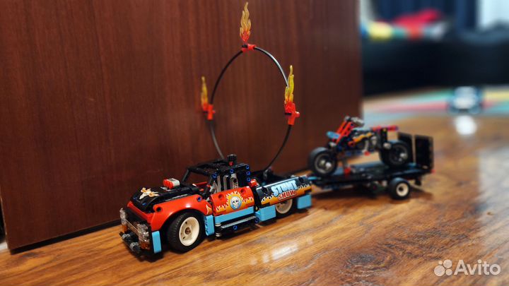 Lego technic (шоу трюков)