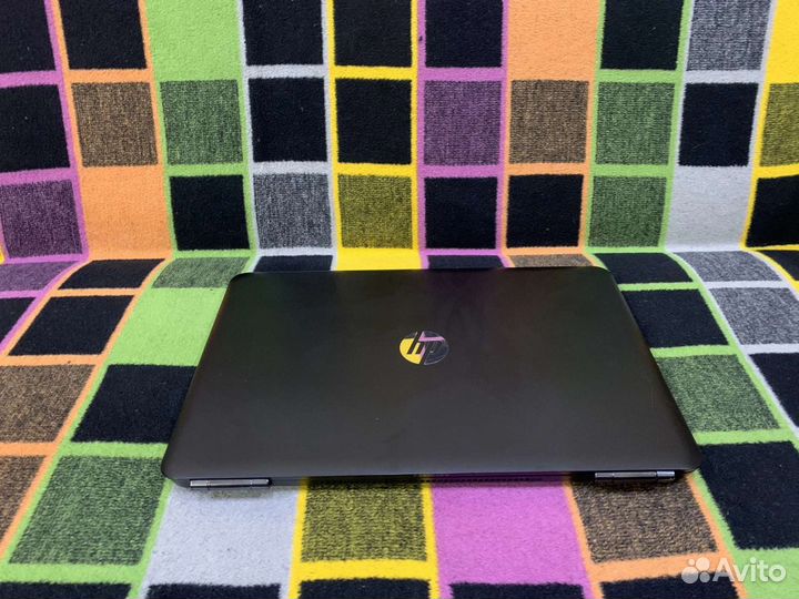 Клёвый игровой ноутбук HP 15-bc304ur*