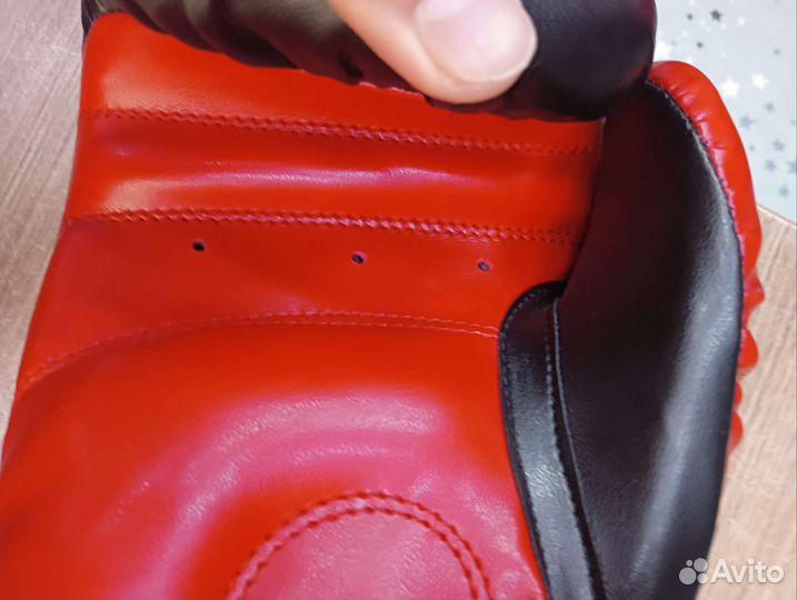 Перчатки боксерские