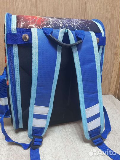 Школьный рюкзак
