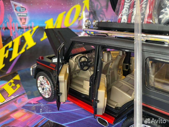 Mercedes-Benz G - Класс с дымом и звуком