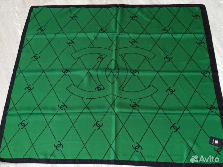 Платок Шелковый Chanel зелёный 6 расцветок