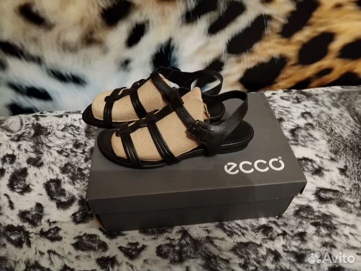 Босоножки ecco 38