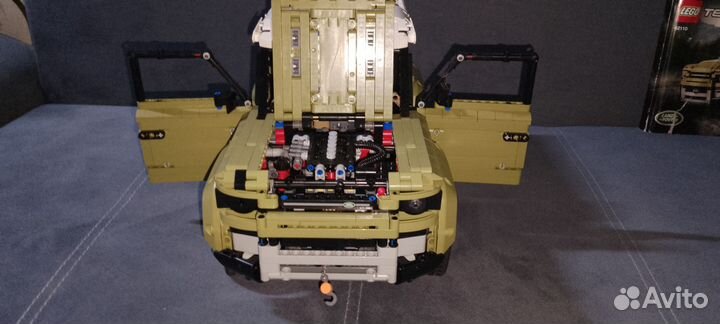 Lego technic 42110 land rover defender
