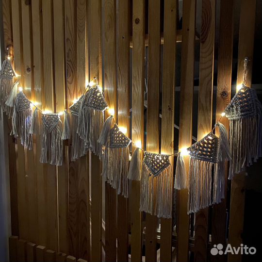 Новогодние игрушки (гирлянда)