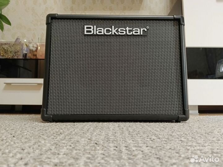 Моделирующий комбоусилитель blackstar ID:core40 V3