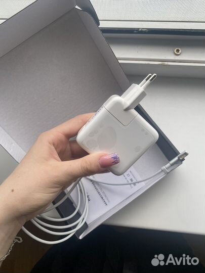 Зарядка на macbook