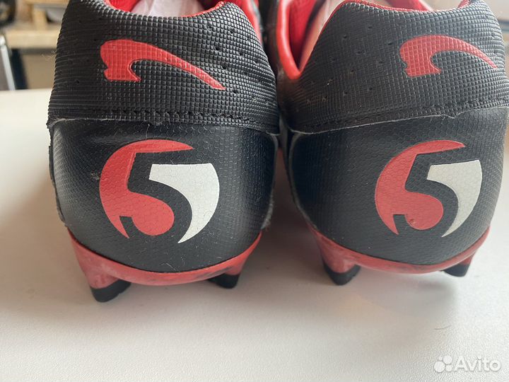 Футбольные бутсы Kronos с шипами 40 размер