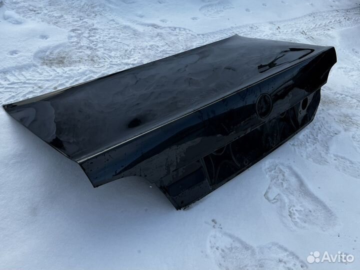 Крышка багажника BMW E38