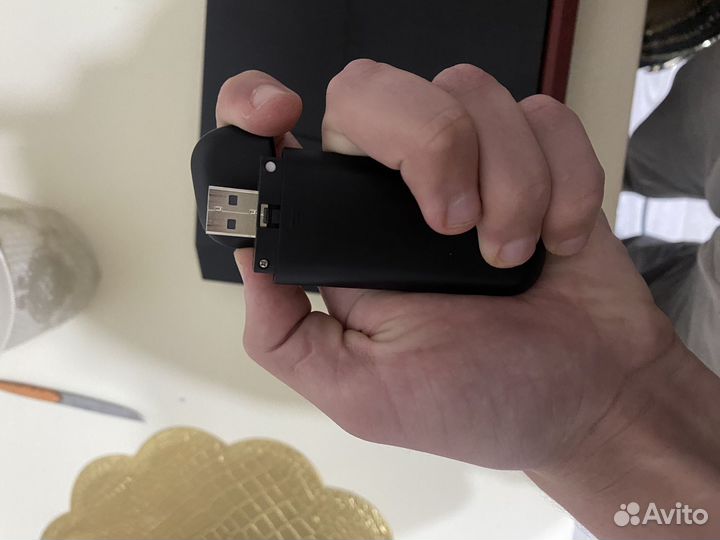 Модем 4g второй без usb со вторым есть коробка
