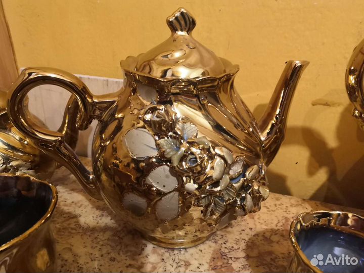 Сервизы, чайники, пары