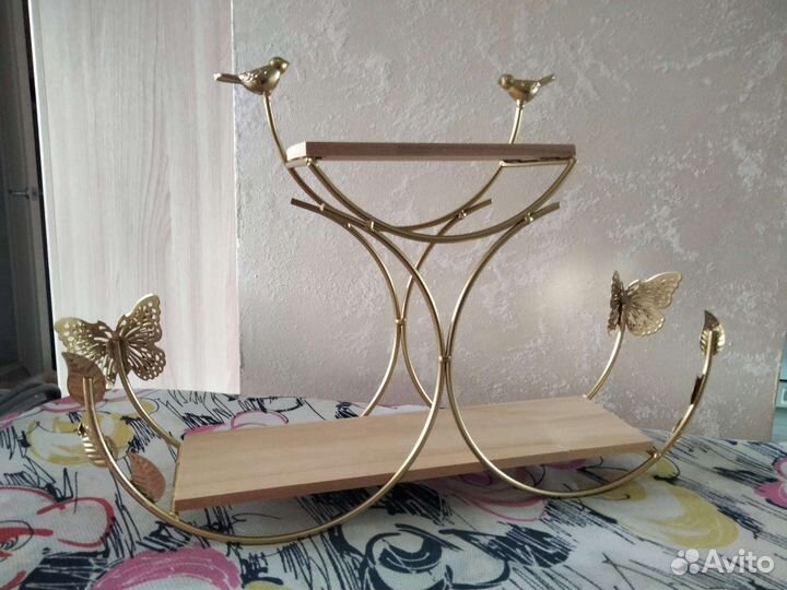 Полочка настенная деревянная