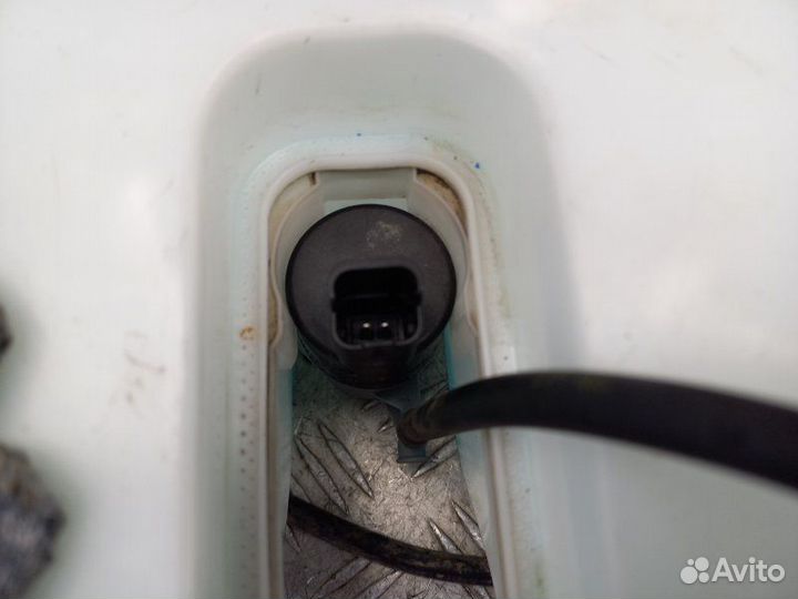 Бачок омывателя лобового стекла Renault Logan 1