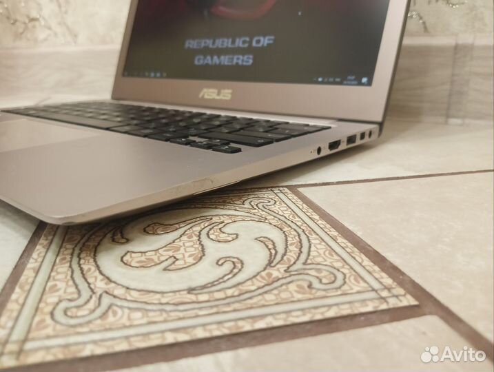 Мощный asus Core i5 5200 GT940m 12гб