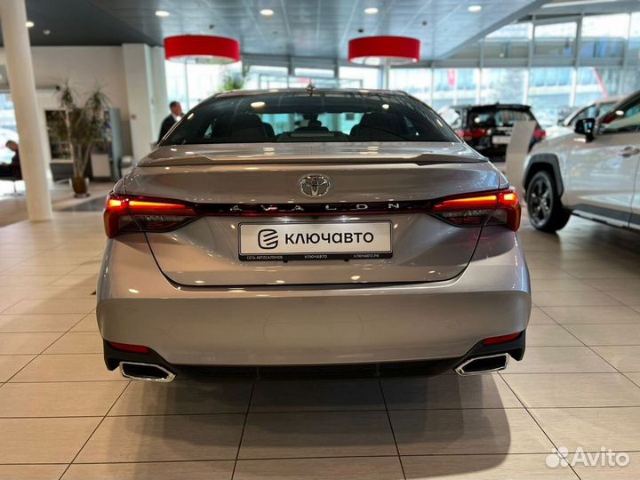 Toyota Avalon 2.5 AT, 2023