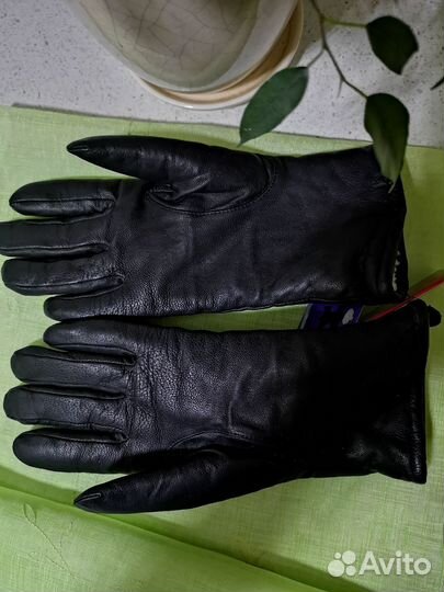 Перчатки женские чёрные кожаные размер 8