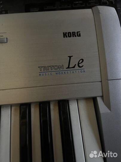 Korg triton le61