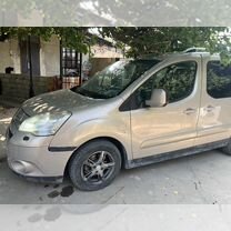 Citroen Berlingo 1.6 MT, 2010, 200 000 км, с пробегом, цена 550 000 руб.