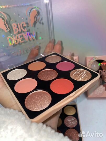 Тени для век