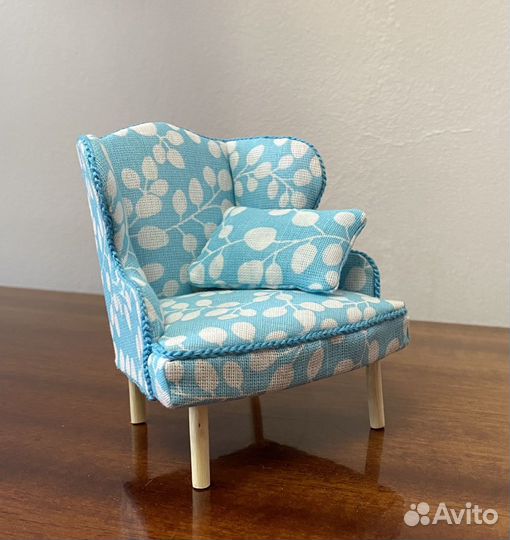 Кресло для кукол