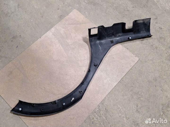 Расширитель заднего правого крыла Рено Сандеро 2