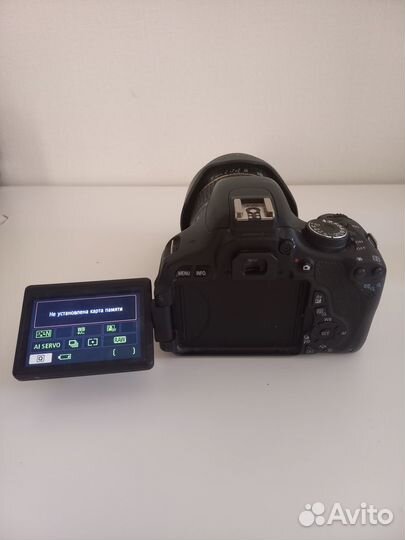 Зеркальная камера Canon