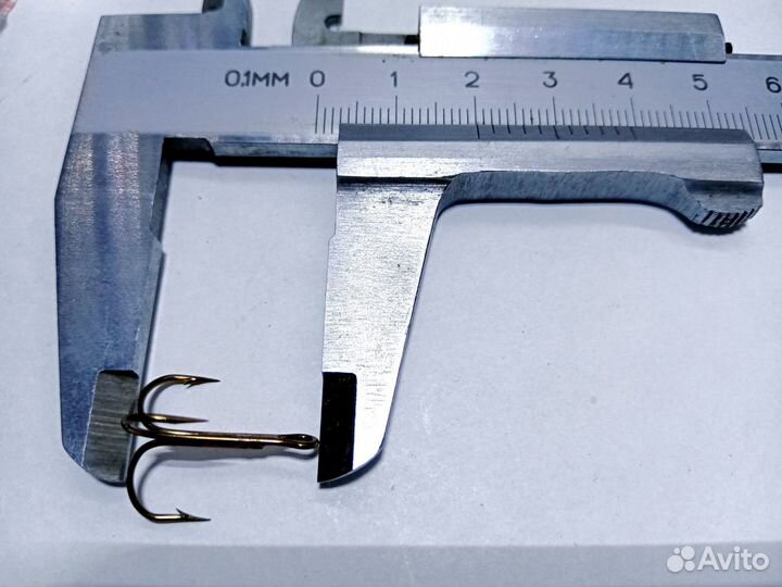 Тройник мустад (не китай)