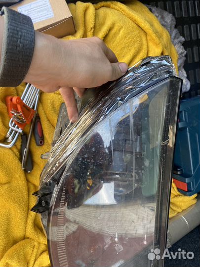 Фара Volkswagen tiguan 1