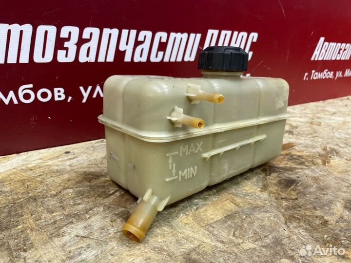 Бачок расширительный LADA Priora