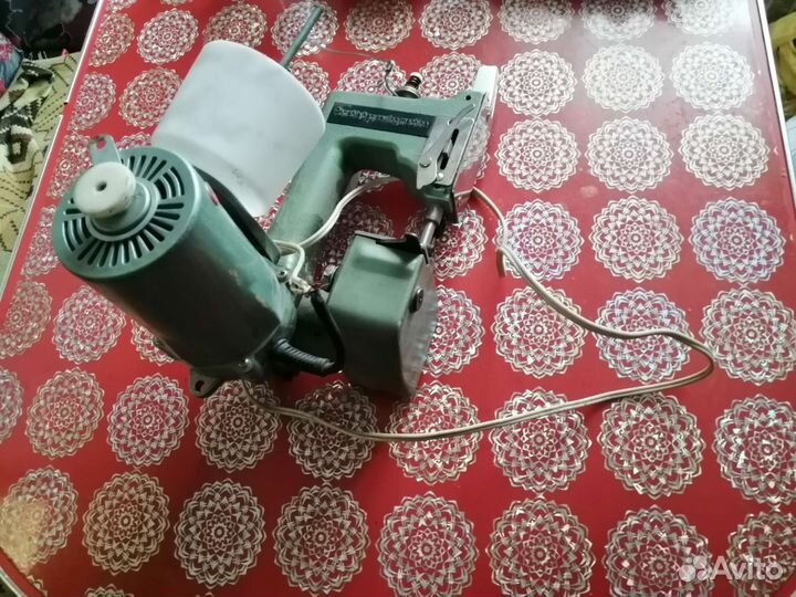 Мешкозашивочная машинка