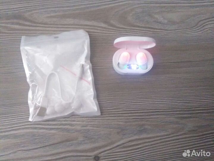 Беспроводные наушники