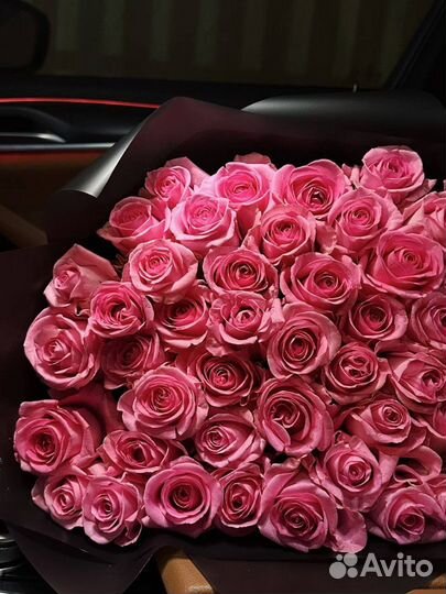 Корзина со 101 розой