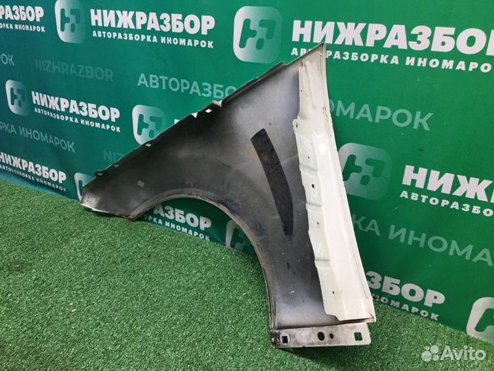 Крыло переднее правое Mercedes C Class W204