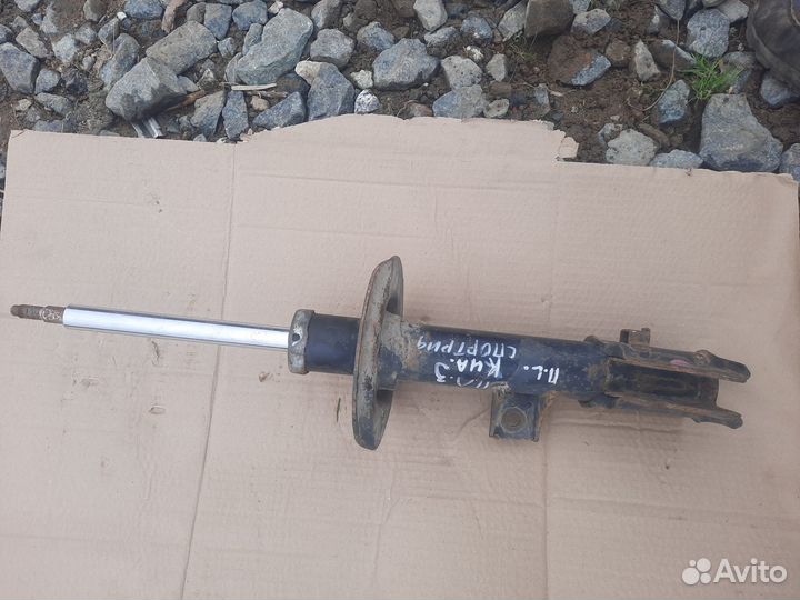 Стойка передняя левая kia sportage 3