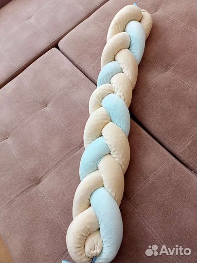 Бортик коса в кроватку