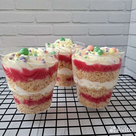 Трайфлы, капкейки, меренговый рулет