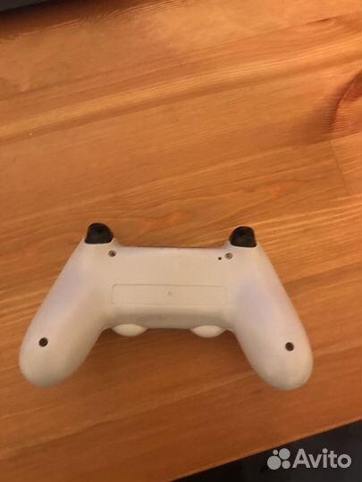 Джостик Sony PS4 в идеальном состоянии