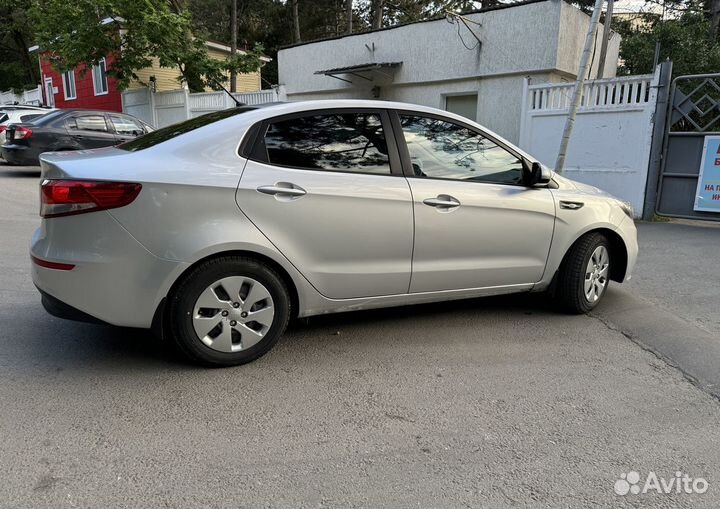 Kia Rio 1.6 AT, 2015, 129 000 км