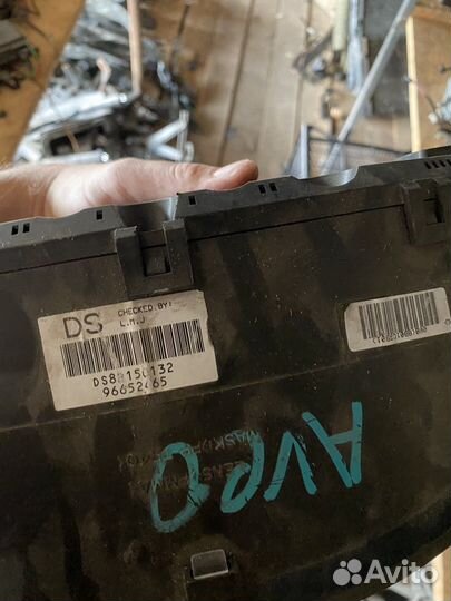 Chevrolet aveo т250 щиток приборов