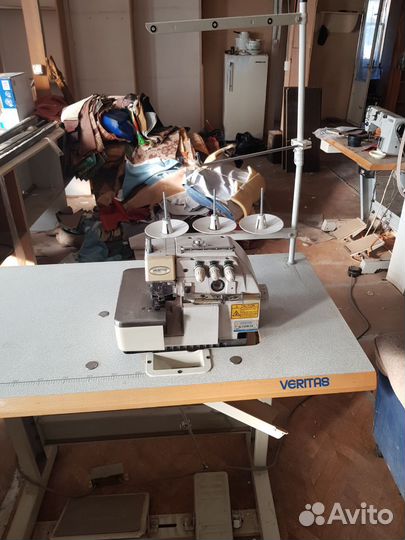 Промышленний 3х ниточный оверлок