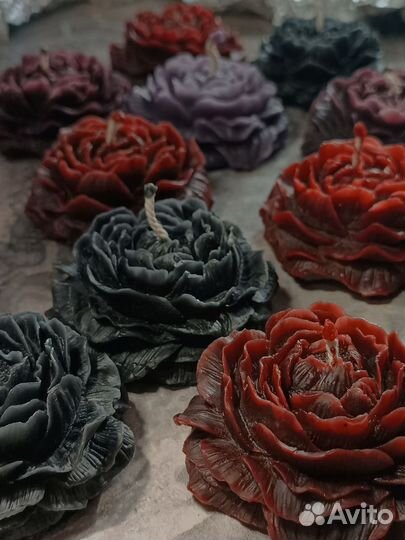 Цветные фигурные свечи из воска