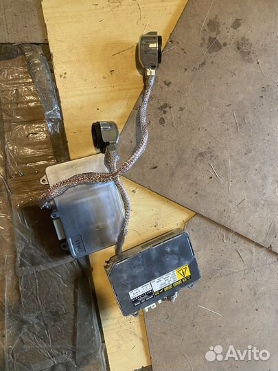 Блок розжига ксенона toyota