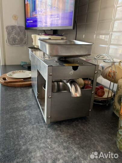 Шнековый маслопресс