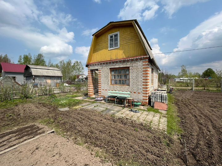 Дача 40 м² на участке 6 сот.