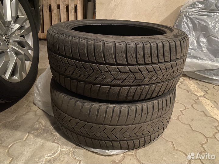 Pirelli Carrier 235/45 R18