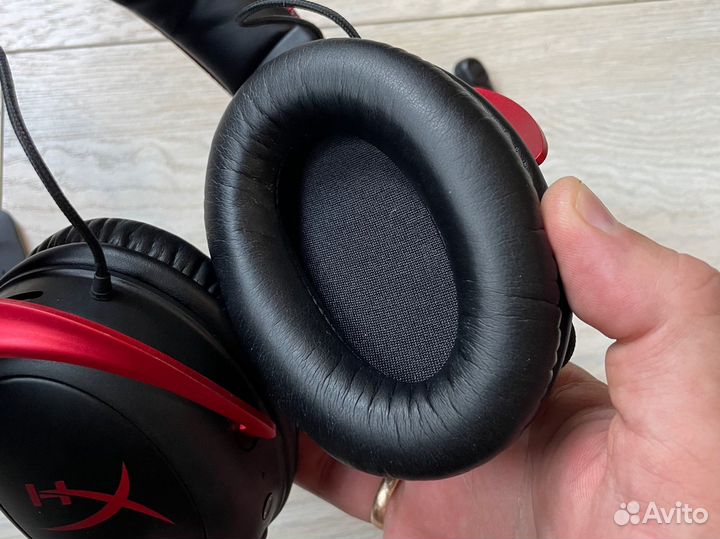 Игровые наушники HyperX Cloud II Wireless