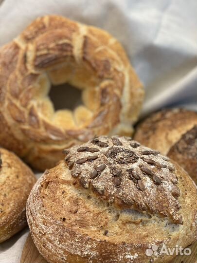 Крафтовый хлеб на закваске, домашний, ремесленный